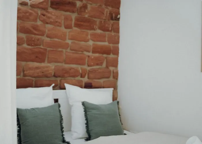 Weinstrassen Mit Zentrumsanbindung