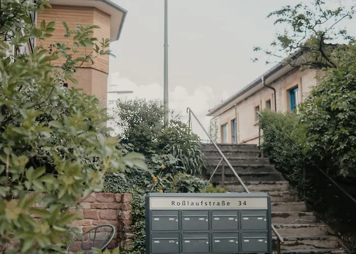 Weinstrassen Mit Zentrumsanbindung *